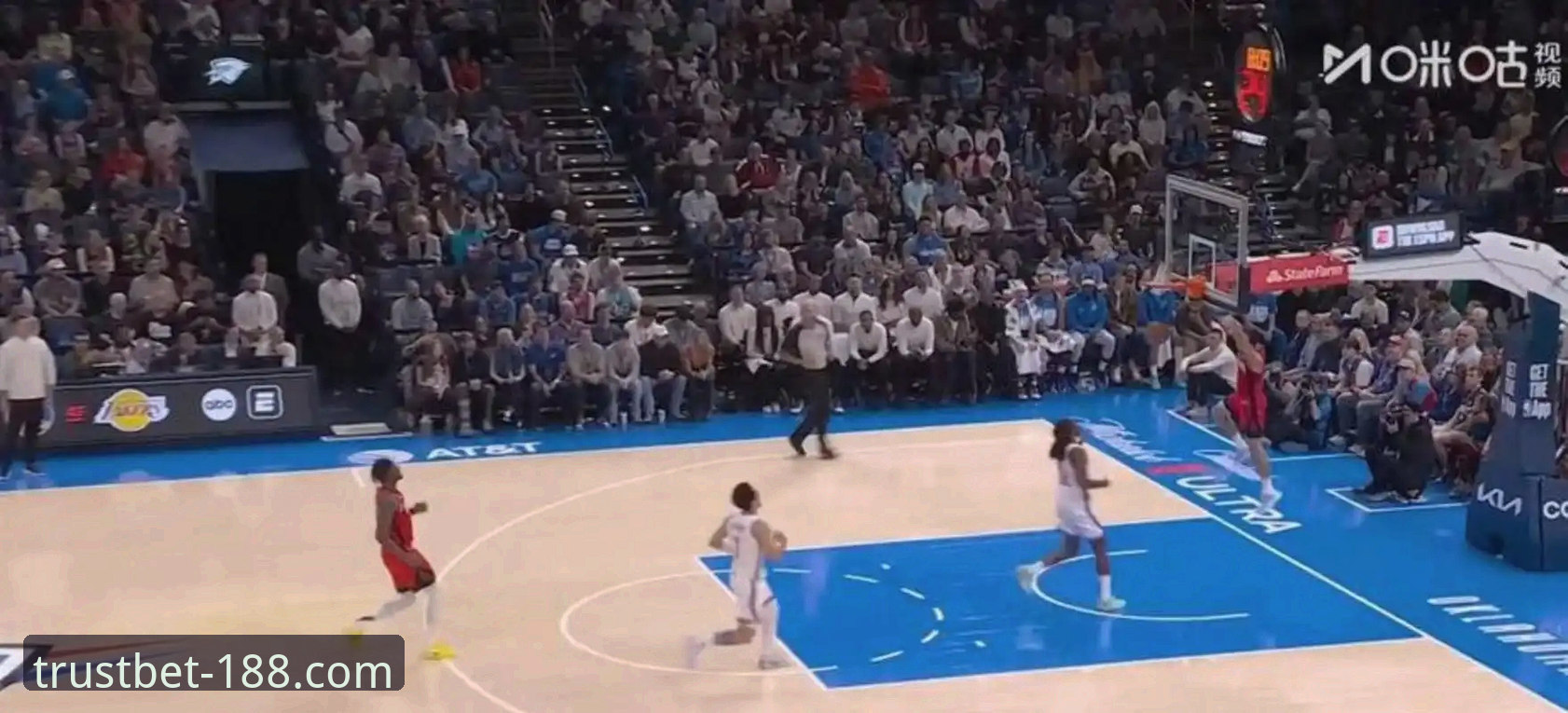 深度解析火箭大胜尼克斯：从一场关键比赛看团队篮球的实用技巧